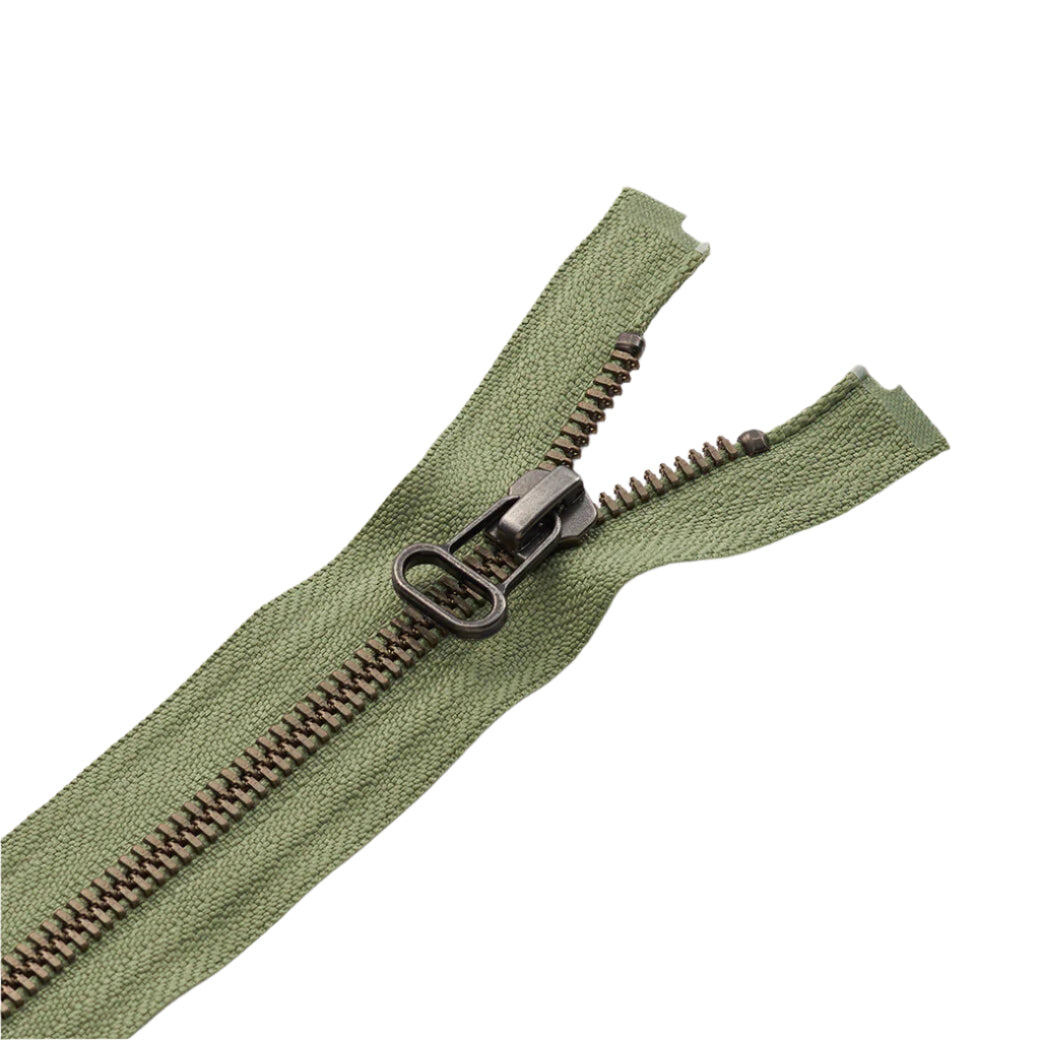 Symmetric Zipper – Smooth Dual Operation with Elegant Finish